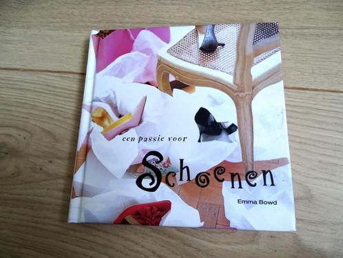 Boekje Een passie voor schoenen, Boeken, Mode, Gelezen, Mode algemeen, Ophalen of Verzenden