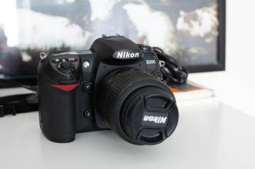 Nikon D200 CCD body 5640 clicks + 18-55 VR beschikbaar voor biedingen