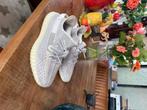 Yeezy boost 350, Kleding | Heren, Schoenen, Wit, Ophalen of Verzenden, Yeezy Boost 350 V2, Sneakers of Gympen