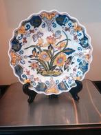 Koninklijke Tichelaar Makkum Plooibord met Vlinders, Antiek en Kunst, Antiek | Schalen, Ophalen of Verzenden