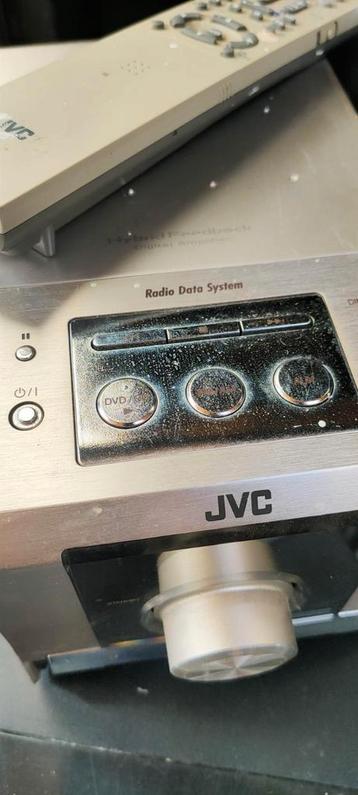 Gratis JVC stereo. Af en toe doe i het niet. beschikbaar voor biedingen