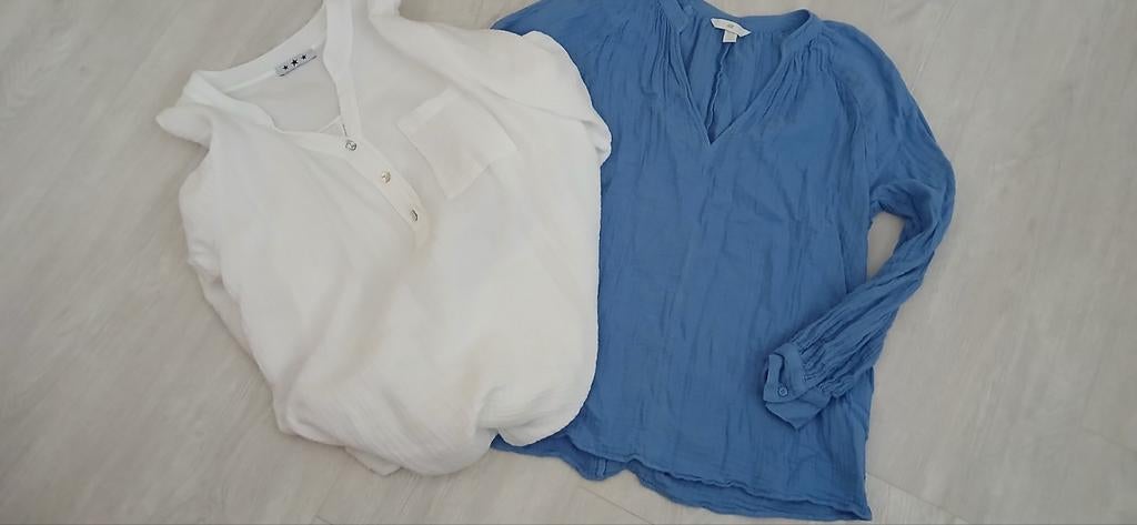 Leuke witte en blauwe mousseline blouse een maat, Kleding | Dames, Blouses en Tunieken, Ophalen of Verzenden, Zo goed als nieuw