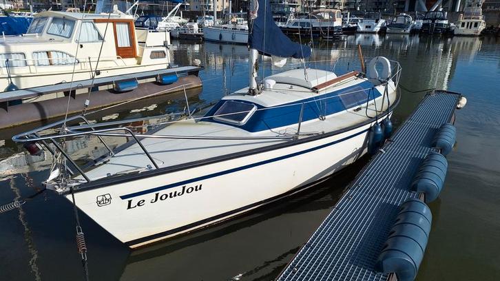 Dufour 1800, Watersport en Boten, Kajuitzeilboten en Zeiljachten, Gebruikt, Tourjacht of Cruiser, Polyester, 6 tot 9 meter, Benzine