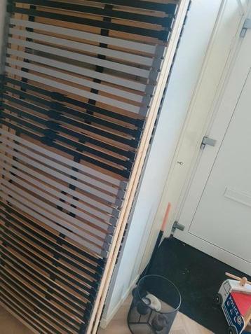 Twee lattenbodems 80x200