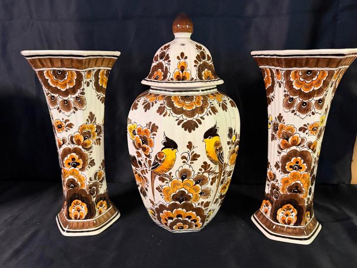 Delfts Polychroom kaststel, Antiek en Kunst, Antiek | Keramiek en Aardewerk, Ophalen of Verzenden