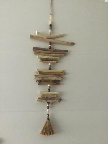 Nieuw! Mooie handgemaakte houten wanddecoratie beschikbaar voor biedingen