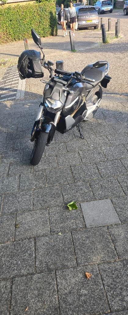 Super Soco Ts street hunter 2x accu (MOET SNEL WEG), Fietsen en Brommers, Brommers | Derbi, Gebruikt, Ophalen of Verzenden