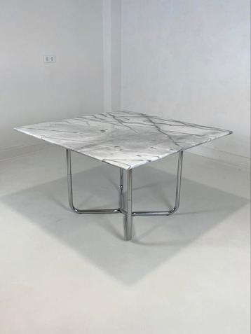 Vintage marmeren eettafel + gratis levering beschikbaar voor biedingen