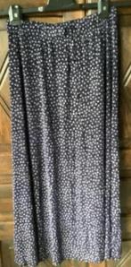 Blauwe lange rok witte bloemetjes stipjes; taille 37-63 cm, Kleding | Dames, Rokken, Ophalen of Verzenden, Zo goed als nieuw, Blauw