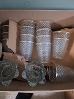 20 Vintage Glazen Vaasjes met Gouden Rand, Antiek en Kunst, Antiek | Glas en Kristal, Ophalen