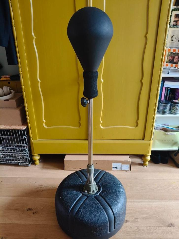 Boksbal op voet (verstelbaar en te verzwaren), Sport en Fitness, Boksen, Gebruikt, Boksbal, Ophalen