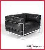 Cassina LC3 Lounge Chair Zwart Leder Chroom Dons Kussens, Huis en Inrichting, Banken | Bankstellen, Zo goed als nieuw