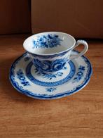 Kop en schotel blue rose fine China, Ophalen of Verzenden, Zo goed als nieuw