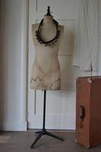 UITVERKOOP, 2 oude paspoppen BLOSSOM BROCANTE, Antiek en Kunst, Curiosa en Brocante, Ophalen of Verzenden