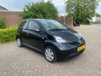 Toyota Aygo 1.0-12V +, Voorwielaandrijving, Stof, Zwart, 4 stoelen