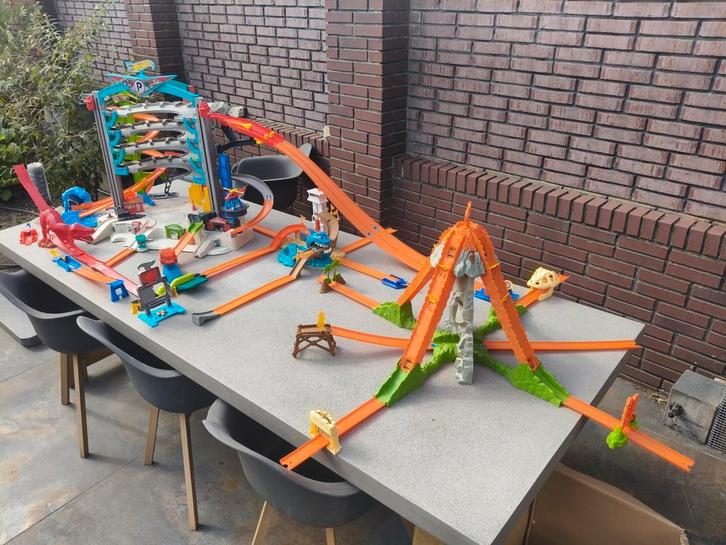 Hotwheels racebanen, Kinderen en Baby's, Speelgoed | Racebanen, Zo goed als nieuw, Handmatig, Hot Wheels, Ophalen