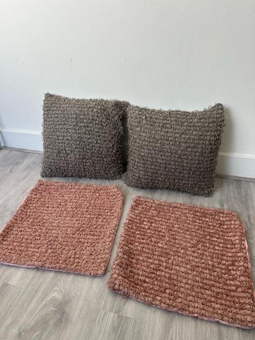 Vier kussenhoezen (kan incl. en excl. twee binnenkussens), Huis en Inrichting, Woonaccessoires | Kussens, Zo goed als nieuw, Grijs