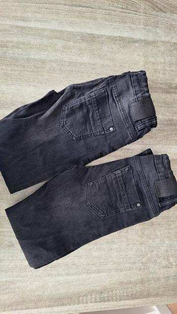 2 paar Blue Ridge slim jeans maat 140 beschikbaar voor biedingen