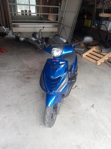 Piaggio zip 50 cc beschikbaar voor biedingen