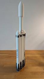 SpaceX Falcon Heavy 3D Print Raket - Schaal 1:100 - 70 cm, Verzamelen, Luchtvaart en Vliegtuigspotten, Schaalmodel, Zo goed als nieuw