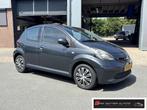 Toyota Aygo 1.0-12V + Airco| Electrische ramen| Centrale ver, Voorwielaandrijving, Stof, Gebruikt, 4 stoelen
