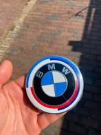 Bmw 50th embleem 74 & 82mm, Ophalen of Verzenden