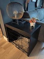 Honden Bench met ombouw., Ophalen, Minder dan 65 cm, Zo goed als nieuw, Minder dan 75 cm