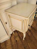 Zeer oud vol houten nachtkastje Queen Ann