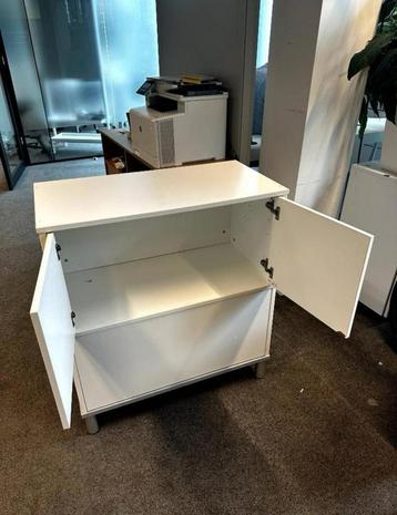 Witte IKEA Kast - Zo Goed Als Nieuw beschikbaar voor biedingen