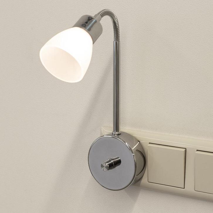 Stopcontact lamp - Stekkerspot - Dimbaar LED lamp, Huis en Inrichting, Lampen | Wandlampen, Zo goed als nieuw, Glas, Metaal, Ophalen