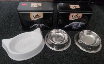 Voerbakjes  beschikbaar voor biedingen