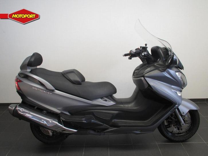 Suzuki AN 650 BURGMAN EXECUTIVE (bj 2014), Fietsen en Brommers, Brommers | Overige merken, Gebruikt