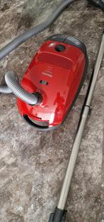 Stofzuiger Miele classic c1, Witgoed en Apparatuur, Stofzuigers, Ophalen, Zo goed als nieuw, 1200 tot 1600 watt, Stofzuiger