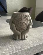 betonlook houder met mystiek oog en handen, Ophalen of Verzenden, Nieuw