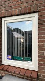 Kunststof Kozijn met Dubbel Glas, Doe-het-zelf en Verbouw, Glas en Ramen, Ophalen, Gevelraam of Ruit, Gebruikt, 80 tot 120 cm