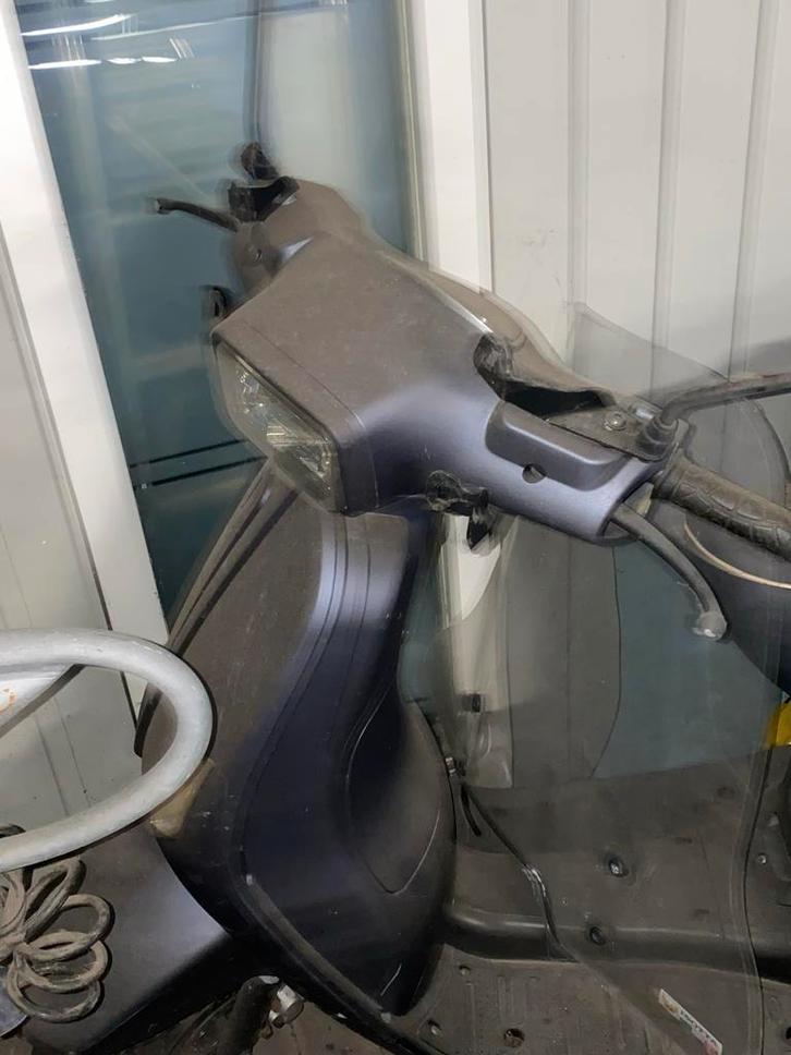 Scooter voor onderdelen, Fietsen en Brommers, Brommeronderdelen | Scooters, Gebruikt, Overige merken, Overige typen, Ophalen