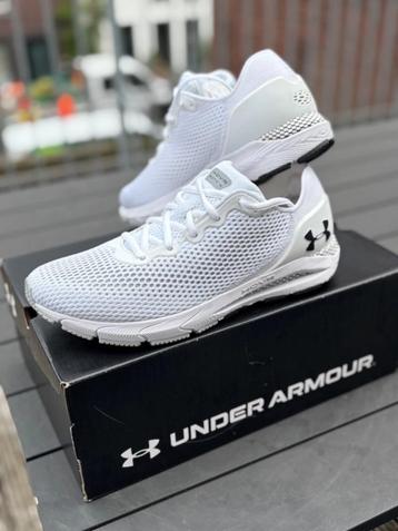 Under Armour HOVR Sonic 4 — Wit, EU [42] — Nieuw  beschikbaar voor biedingen