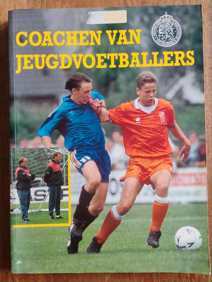 Coachen van Jeugdvoetballers - Voetbalboek, Boeken, Sportboeken, Gelezen, Balsport, Ophalen of Verzenden
