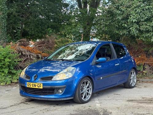 Renault Clio 2.0-16V Dynamique S, Auto's, Renault, Bedrijf, Te koop, Clio, ABS, Airbags, Airconditioning, Boordcomputer, Centrale vergrendeling