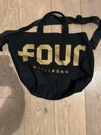 Four tas groot goud, Verzenden