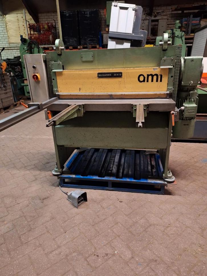 Plaatschaar  en zetbank, Doe-het-zelf en Verbouw, Gereedschap | Overige machines, Gebruikt, Ophalen of Verzenden