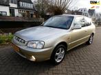 Hyundai Accent 1.5i GS 90pk Semi-Classic 3-drs Airco Nette a, Auto's, Hyundai, Voorwielaandrijving, Metallic lak, Handgeschakeld
