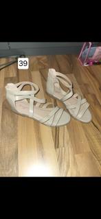 Te koop nieuwe dames sandalen maat 39, Ophalen of Verzenden, Nieuw, Sandalen of Muiltjes