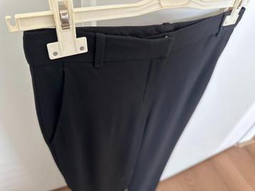 KAST OPRUIMING DEZE PANT KAN JE ALTIJD GEBRUIKEN  beschikbaar voor biedingen