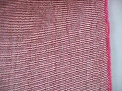 Kvadrat Land; fuchsiaroze+crème; 7,7 meter meubelstof, Hobby en Vrije tijd, Stoffen en Lappen, Nieuw, Wol, 120 cm of meer, 200 cm of meer