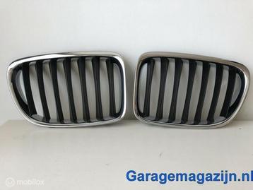 Grille set origineel 51112993307 BMW X1 E84 2008-2015 NOS beschikbaar voor biedingen