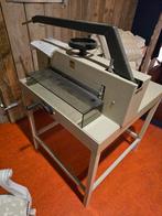 Stapelsnijmachine, Ophalen, Leefcomfort, Gebruikt, Drs. W. van Royenstraat 1b