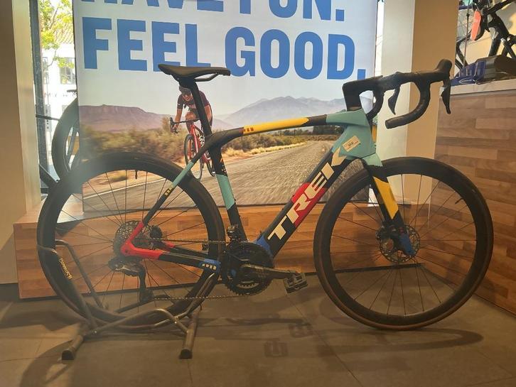 Trek Domane SLR 7 + (demo), Fietsen en Brommers, Fietsen | Racefietsen, Zo goed als nieuw, Overige merken, Meer dan 20 versnellingen