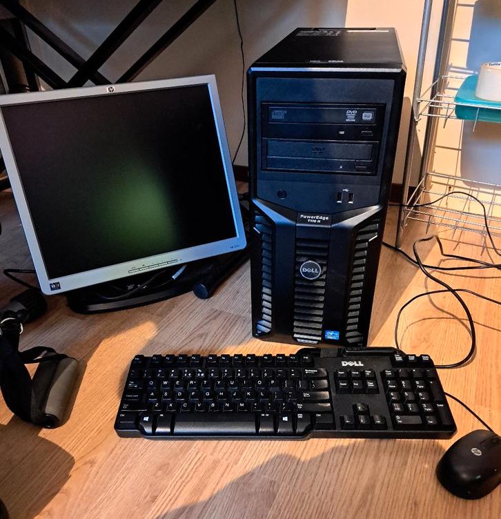 nieuw Dell T110 ii server, Computers en Software, Servers, Nieuw, 2 tot 3 Ghz, Ophalen of Verzenden