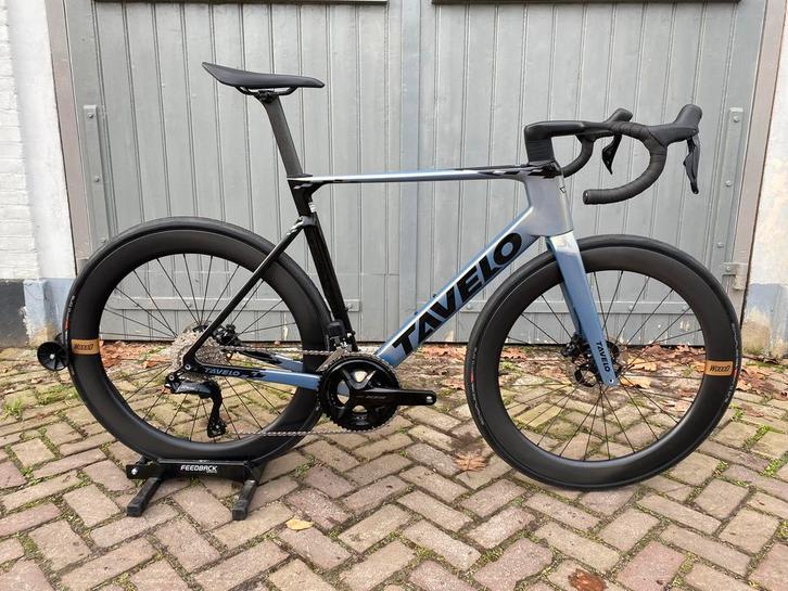 TAVELO AROW CARBON XL ( 1.79-1.88m) 105 DI2 NIEUW!, Fietsen en Brommers, Fietsen | Racefietsen, Nieuw, Overige merken, Meer dan 20 versnellingen